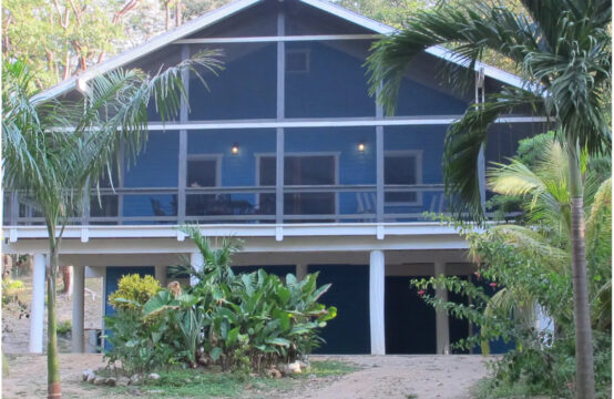 Casa Azul West Bay Roatan